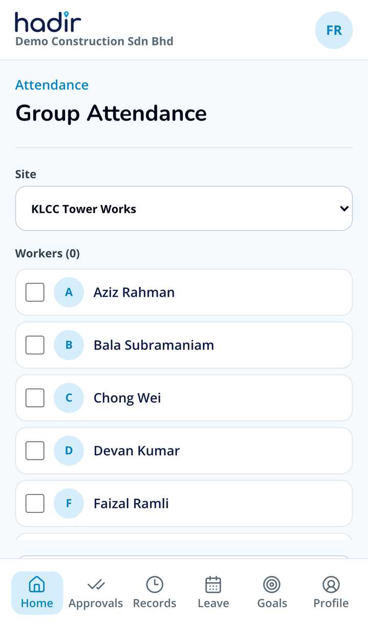 Supervisor group check-in screen: site chosen, no workers selected yet