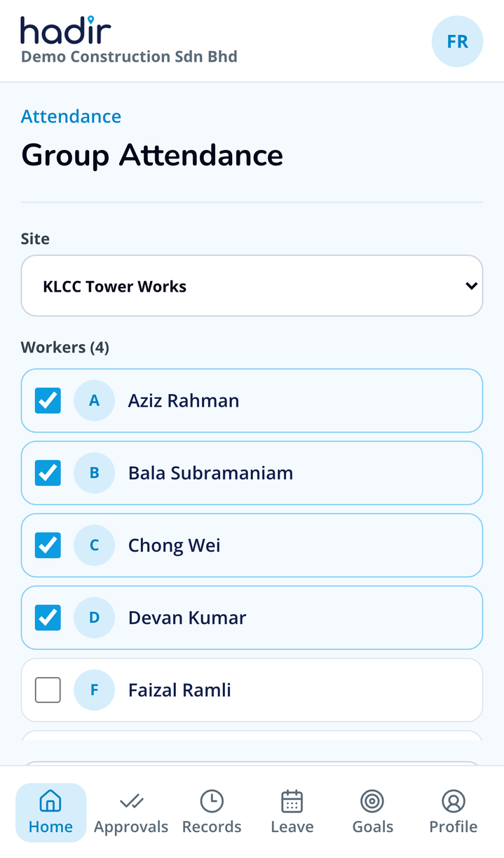 Supervisor group check-in screen with four workers selected